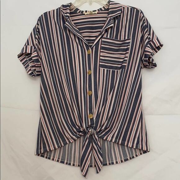 Faith & Joy Pink & Navy Front Tie Short Sleeve Top - Picture 1 of 9